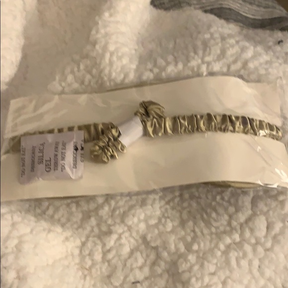 NWT PINK Sleep Mask - Picture 2 of 2